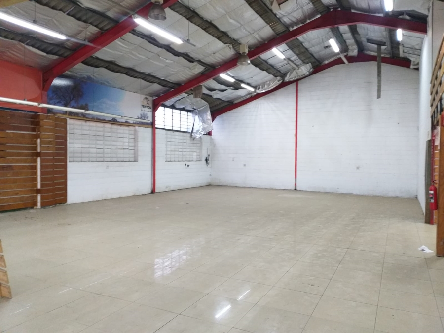 To Let Commercial Property for Rent in Oakdale Western Cape
